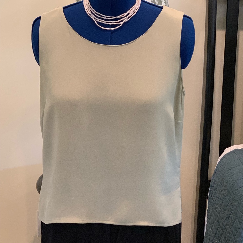 Caslon Silk Celadon Crepe Sleeveless Tank Top